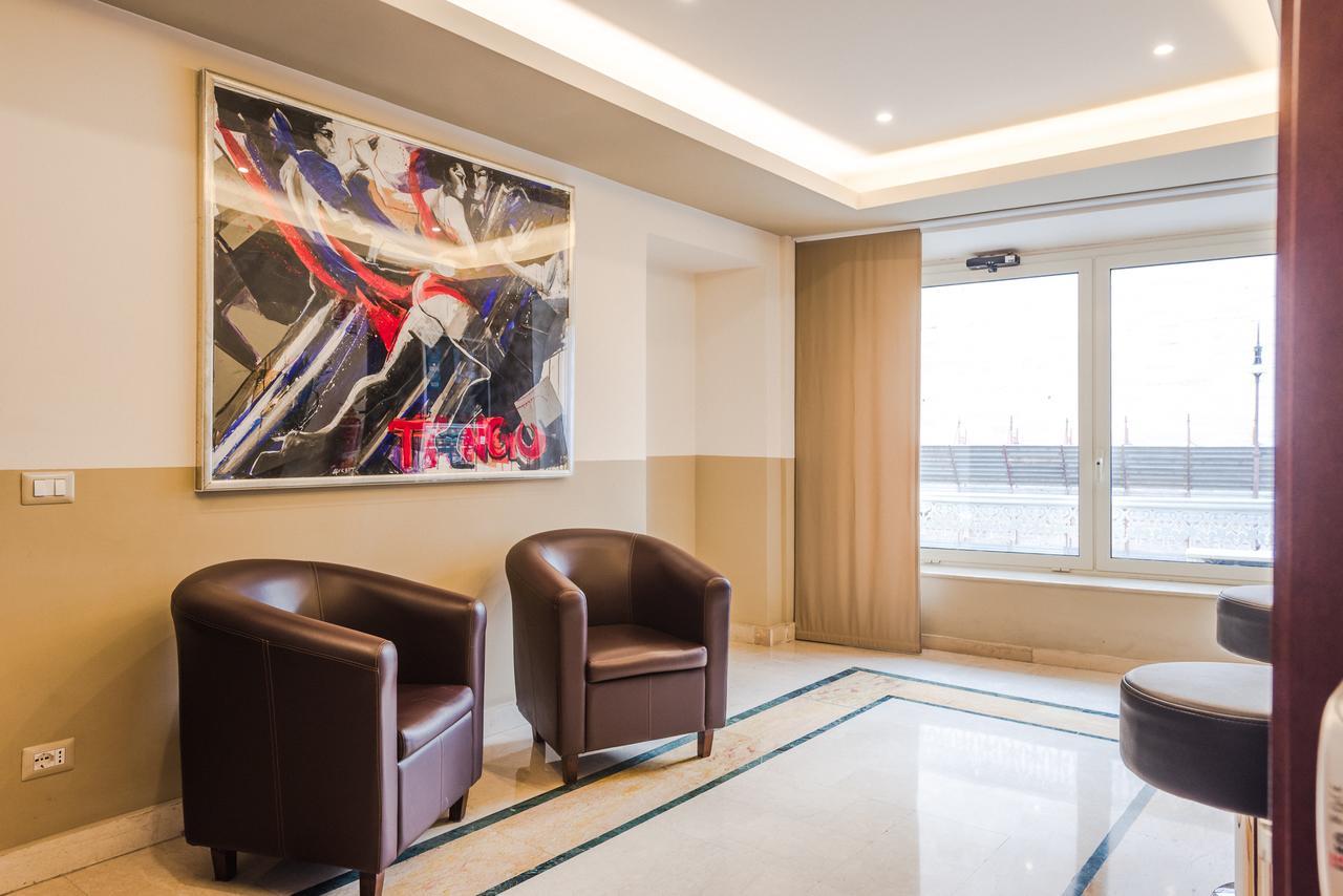 ราเอลี โฮเต็ล ซิรากูซา Hotel โรม ภายนอก รูปภาพ